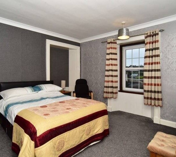 Highly Attractive 6-Bedroom Country Inn Situated in the Stunning Coastal Village of St Cyrus Photo 11