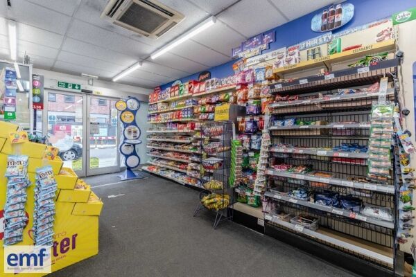 Convenience Store Photo 11
