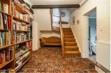 Stunning 6 bedroom home - Caravan and Camping site - Wiltshire Photo 11