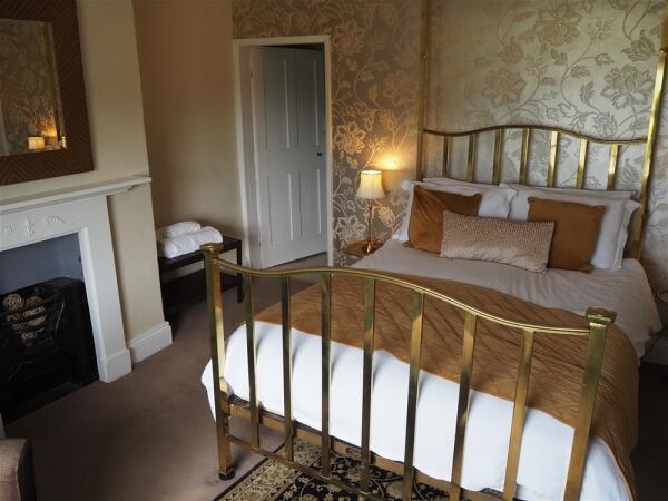 Licenced Trade, Pubs & Clubs For Sale in Driffield Photo 11