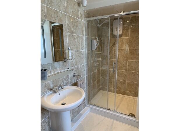 Well presented Guest House in Skegness for sale Photo 11