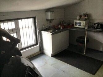 Well Established Garage For Sale Photo 11