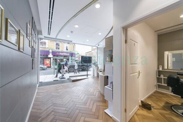 stunning refurbished Aesthetic Clinic business in Putney, SW15 currently trading as Mi Vida Aesthetic Clinic Photo 11