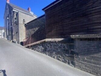 Post Offices For Sale in Criccieth Photo 11