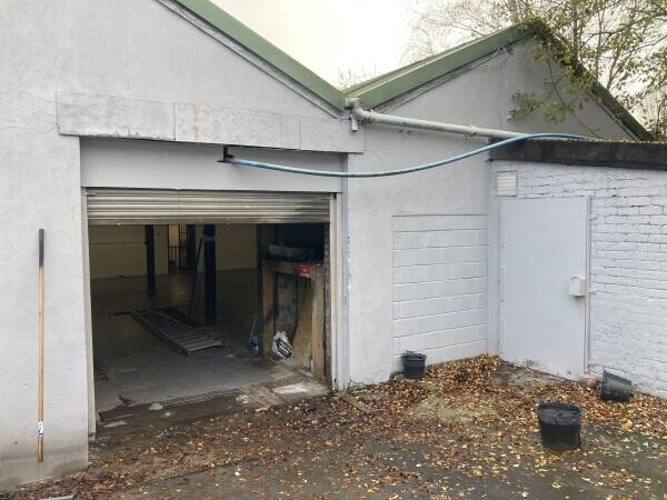 Commercial Unit Photo 11