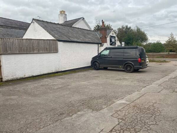 CHESHIRE - VILLAGE PUBLIC HOUSE ON SIZEABLE PLOT Photo 11