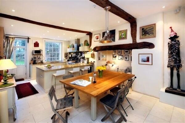 INDEPENDENT JOINERY COMPANY OFFERING BESPOKE WOODEN FURNISHINGS Photo 11