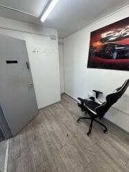 Garage workshop to let in Harlow Photo 11