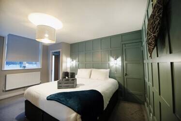 MERSEYSIDE – 10 BEDROOM GUEST HOUSE IN POPULAR SEASIDE TOWN Photo 11