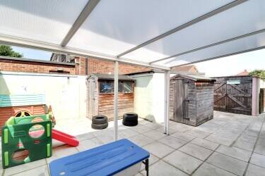 FREEHOLD CHILDRENS DAY NURSERY, HORNCHURCH Photo 11