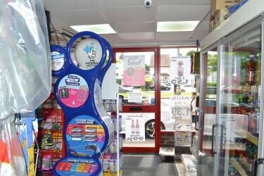 £12,000 P/W Sales Off Licence and Convenience Store Main Road Photo 11