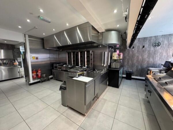 Leasehold Fish & Chip Takeaway Located In Redditch Photo 11