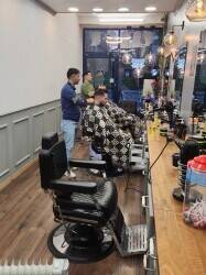 Barber Shop Lease For Sale in Brixton London SW9.