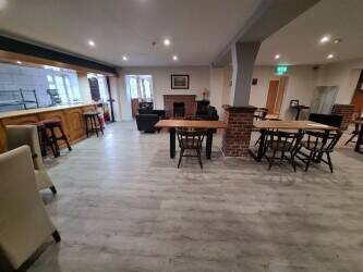 Substantial Free OF Tie Pub, Restaurant & Hotel with 12 Letting Rooms, 3 Bed Owners & Managers Flat Photo 11