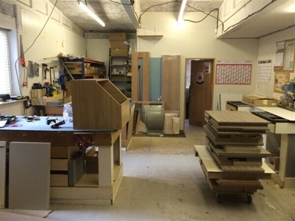 Kitchen & Bedroom Suppliers & Fitters Dronfield, Derbyshire Photo 12