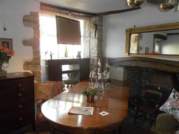 ANTIQUE DEALERS sought after locality STOW-ON-THE-WOLD Photo 12