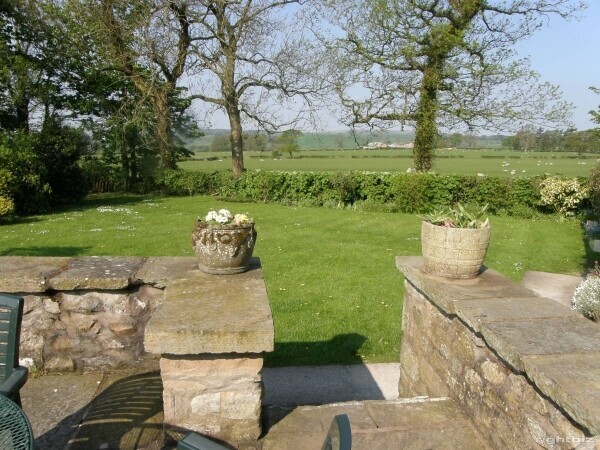 Business for Sale - The Whoop Hall Inn, Kirkby Lonsdale, LA6 2GY Photo 12
