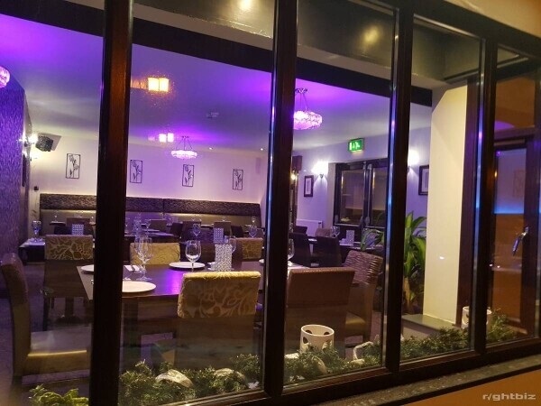 100 seater restaurant with 40 space bar. Outside decking area for 50, Beer garden for 80 Photo 12