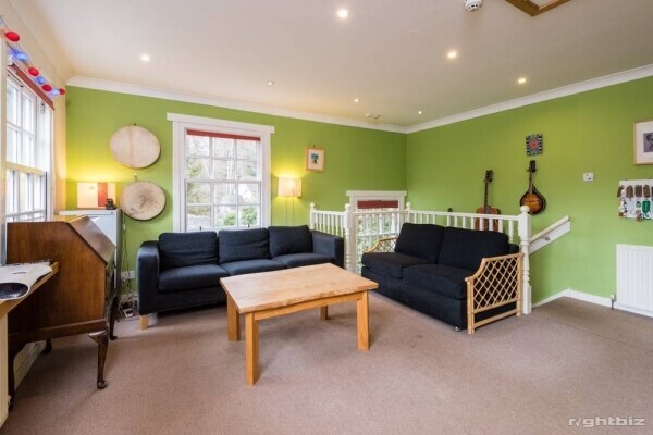 Substantial Hostel and B&B in Perthshire Photo 12