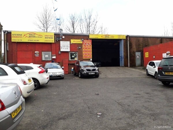 Large premises carwash, garage, body spray room, large office space, units, parking Photo 12