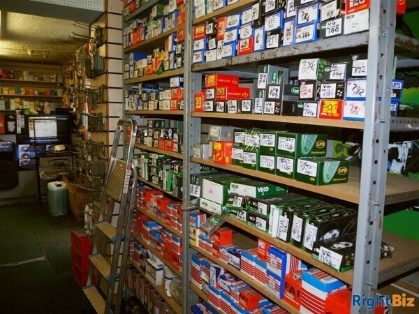 Vehicle Accessories For Sale in Pontefract Photo 12