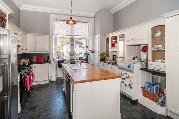 Restaurant/Coffee House with Accommodation, Callander (ref. 1309) Photo 12