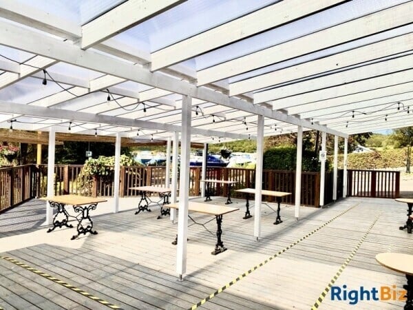 Highly Attractive 13-Bedroom Hotel Situated in Arisaig Photo 12