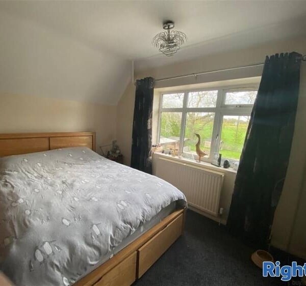 Kennels, Cattery & Equestrian businesses For Sale in Chesterfield Photo 12
