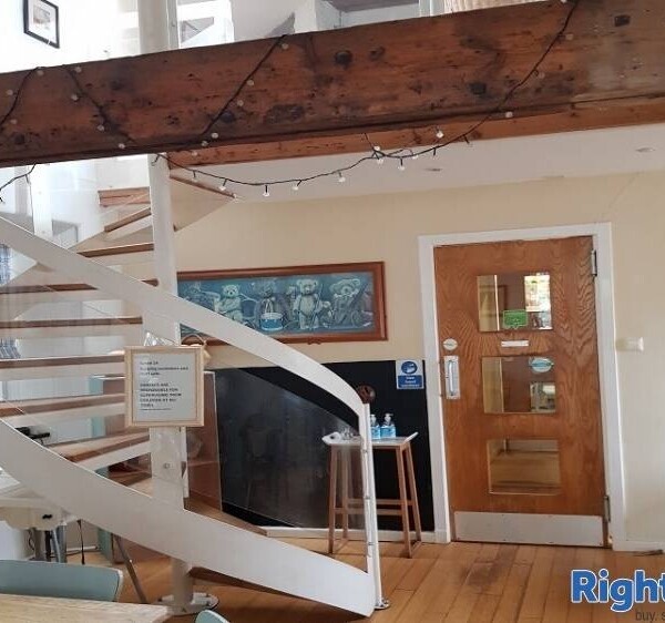Well Established Cafe & Gallery For Sale Photo 12