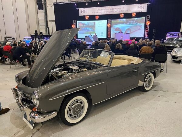 A RECORD-BREAKING CLASSIC CAR RESTORATION FACILITY Photo 12