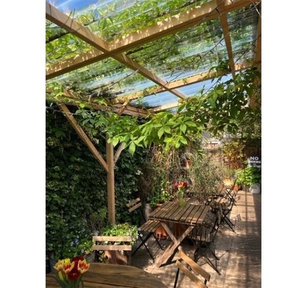 Reputable Cafe/Bistro For Sale Photo 12