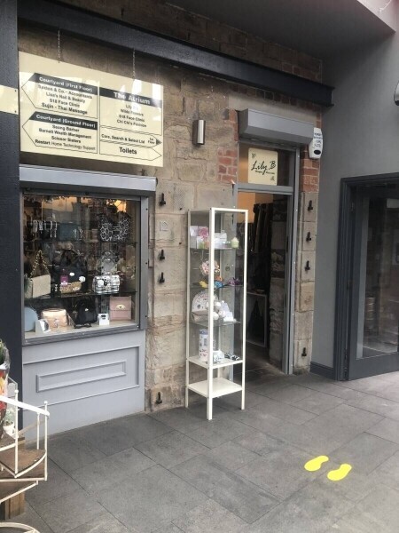 Ladies accessories Shop for sale in Dronfield Photo 1