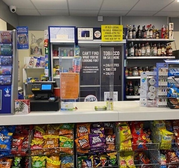 Leasehold Convenience Store & Off License Located In Atherstone Photo 12