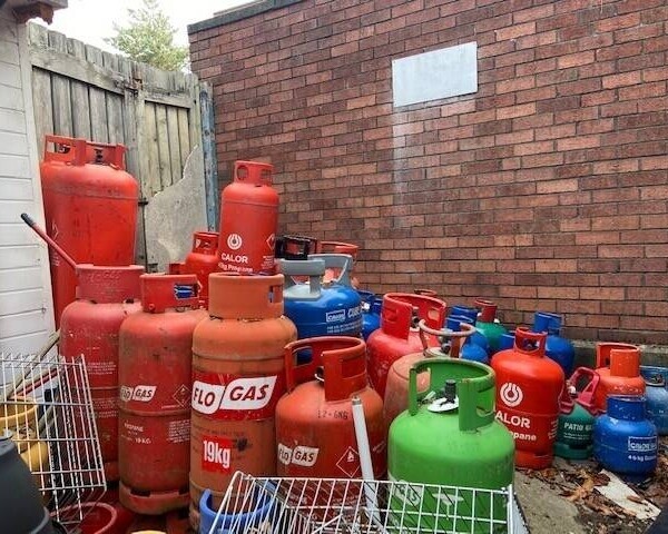 Well Established Hardware Store Coleshill Birmingham Photo 12
