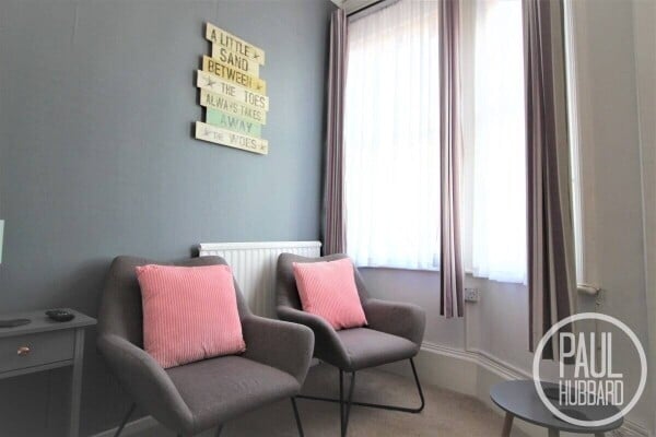 Beautifully decorated, family-run bed and breakfast with 8 bedrooms - Great Yarmouth, Norfolk. Photo 12