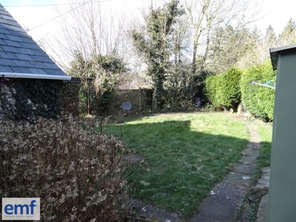 VILLAGE STORES, POST OFFICE & TEAROOM Photo 12