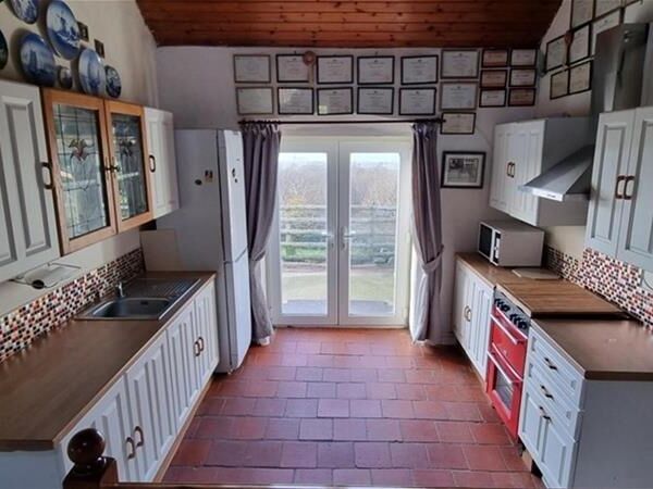 Under Offer: Recently Closed Licensed Boarding Kennels - Gwynedd Photo 12