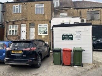 Big Potential Halal Butchers Grocery for Sale Ilford IG2 Gants Hill Photo 12