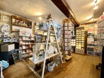GIFT & CARD SHOP Photo 12
