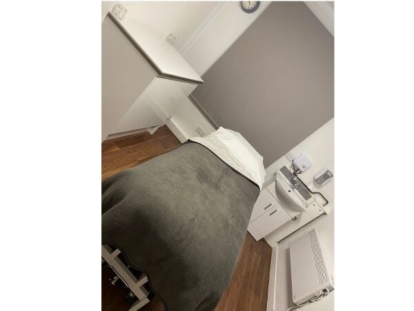 Highly Rated Beauty Salon For Sale Photo 12