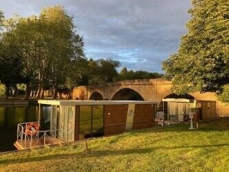 Unique Houseboat Airbnb Rental Business for Sale on the River Thames near Oxford. Photo 12
