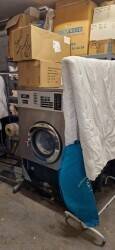 Drycleaners & Laundrette for sale in Chelmsford, Essex Photo 12