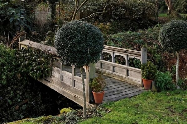 INDEPENDENT JOINERY COMPANY OFFERING BESPOKE WOODEN FURNISHINGS Photo 12