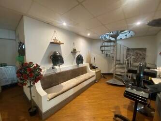 Established Hairdressing Salon in Tilehurst, Reading. Scope for Beauty and Nails Photo 12