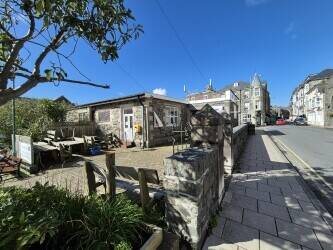 GWYNEDD – COMMERCIAL AND/OR HOTEL DEVELOPMENT OPPORTUNITY IN POPULAR NORTH WALES SEASIDE TOWN Photo 12