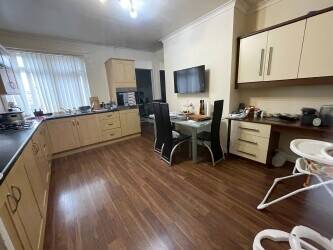 Convenience Store, Off Licence & Post Office with Large 3 Bed Property in Newcastle Photo 12