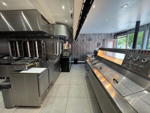 Leasehold Fish & Chip Takeaway Located In Redditch Photo 12