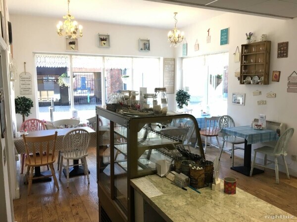 Established Coffee/Tea Shop; Loyal Customer Base Photo 13