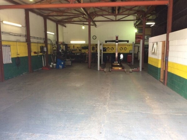 Well Established Tyre & Exhaust Centre Photo 13