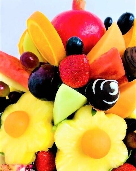 Edible Bouquets & Fruit Display Specialists Photo 13